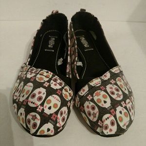 Mad Love Women's Textile Fun Flats Size 8